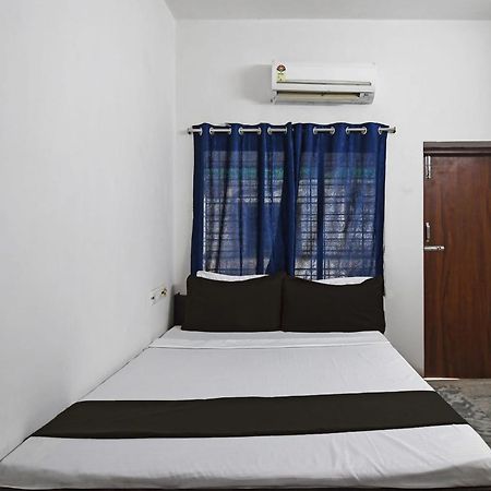 Oyo Hotel Chinar Park Kalkutta Exterior foto