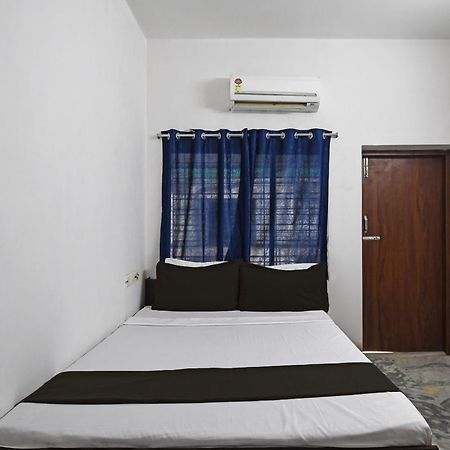 Oyo Hotel Chinar Park Kalkutta Exterior foto