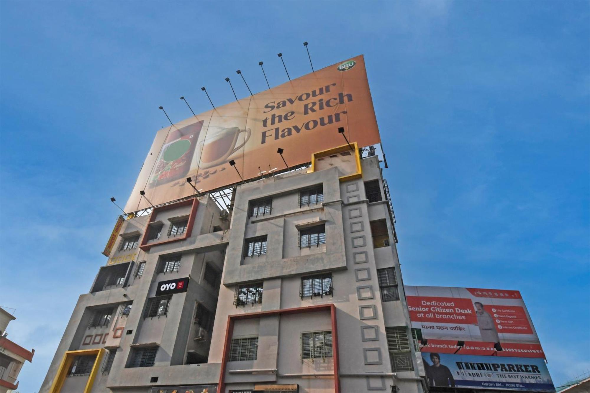 Oyo Hotel Chinar Park Kalkutta Exterior foto